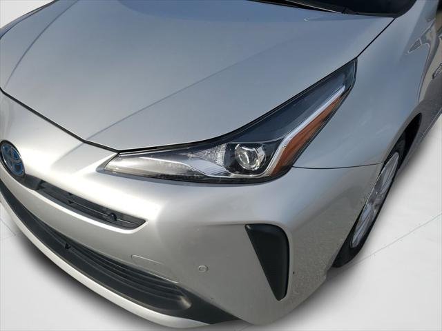 Certified Used 2021 CLASSIC SILVER MET Toyota  image 22