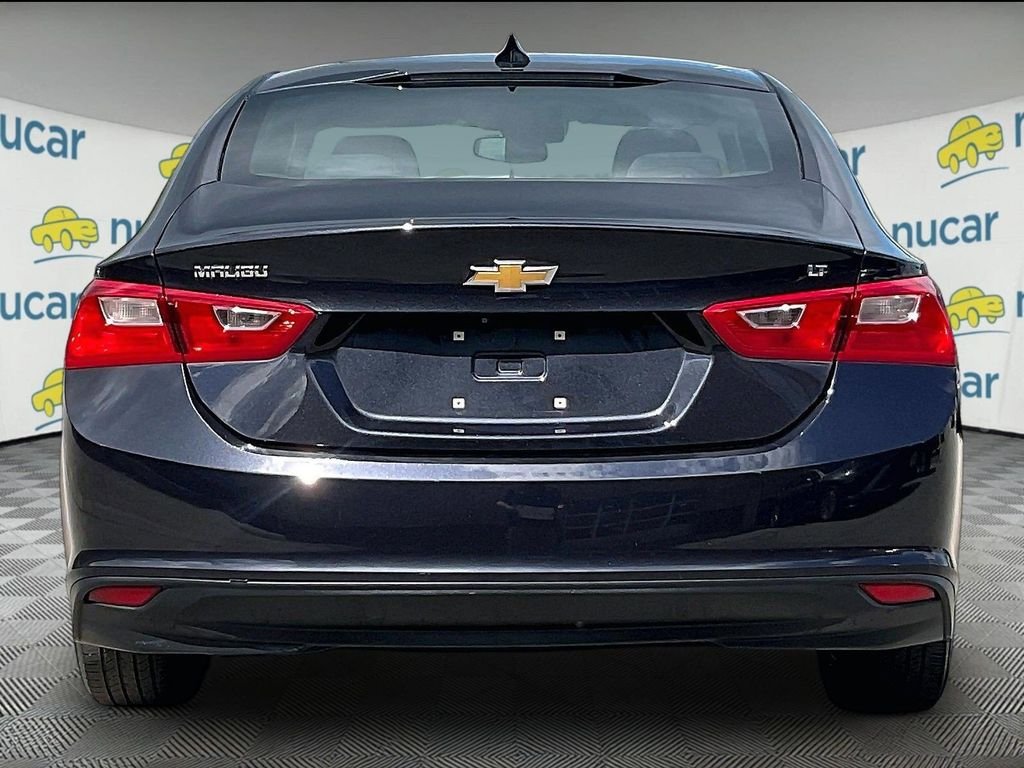 Used 2023 Gray Chevrolet LT image 5