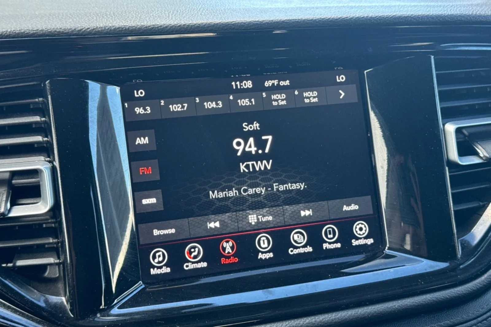 Used 2021 BLACK Dodge SXT image 18