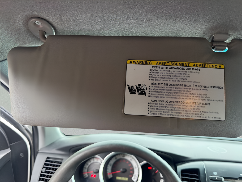 Used 2012 White Toyota Base image 25