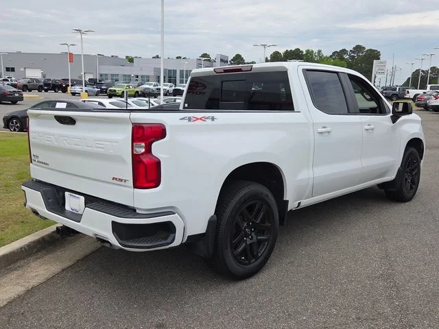 Used 2023 White Chevrolet RST image 12