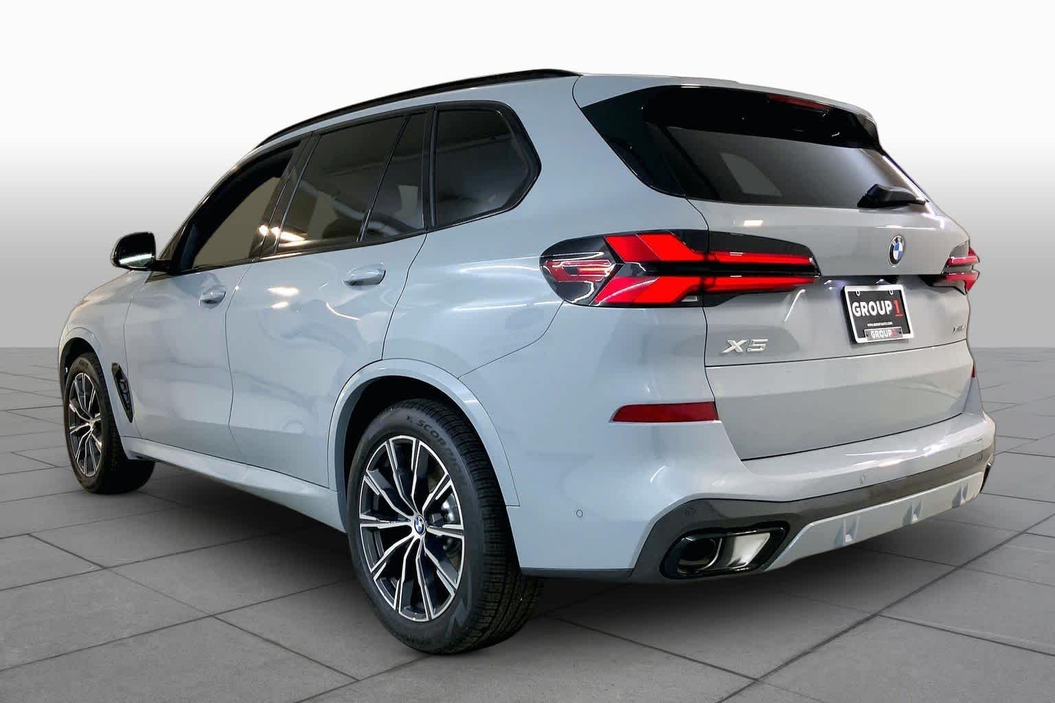New 2026 Brooklyn Grey Metallic BMW xDrive40i image 12