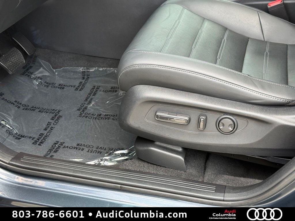 Used 2023 Gray Honda EX-L image 22