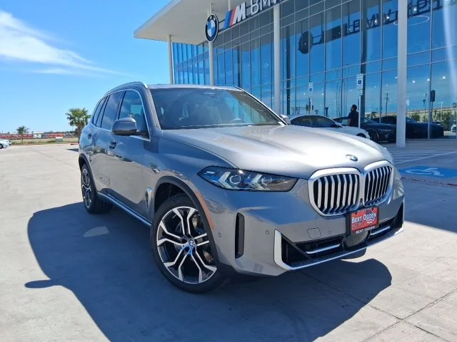 2026 BMW X5 sDrive40i's photo