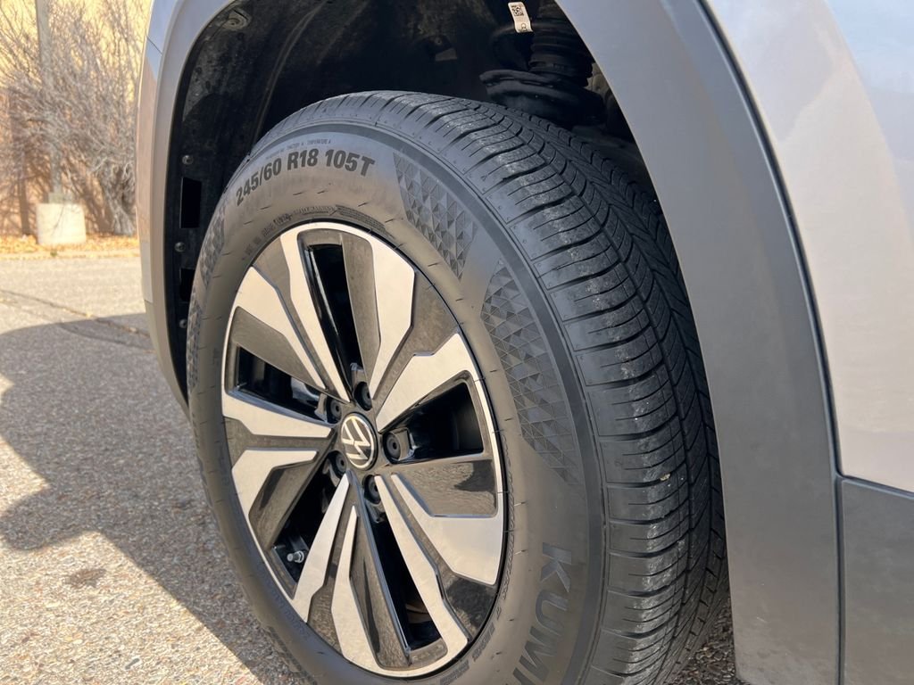 2025 Volkswagen Atlas SE - Photo 22