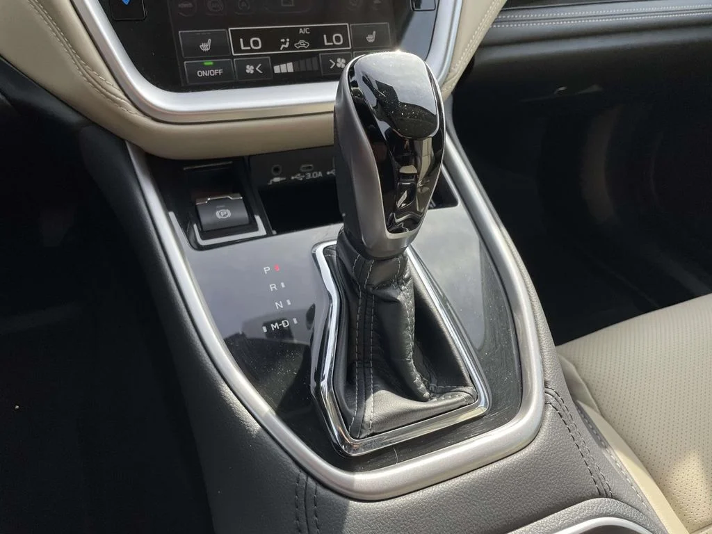 2025 Subaru Outback Limited - Photo 20