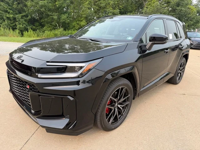 2026 Toyota RAV4 Plug-in Hybrid GR SPORT