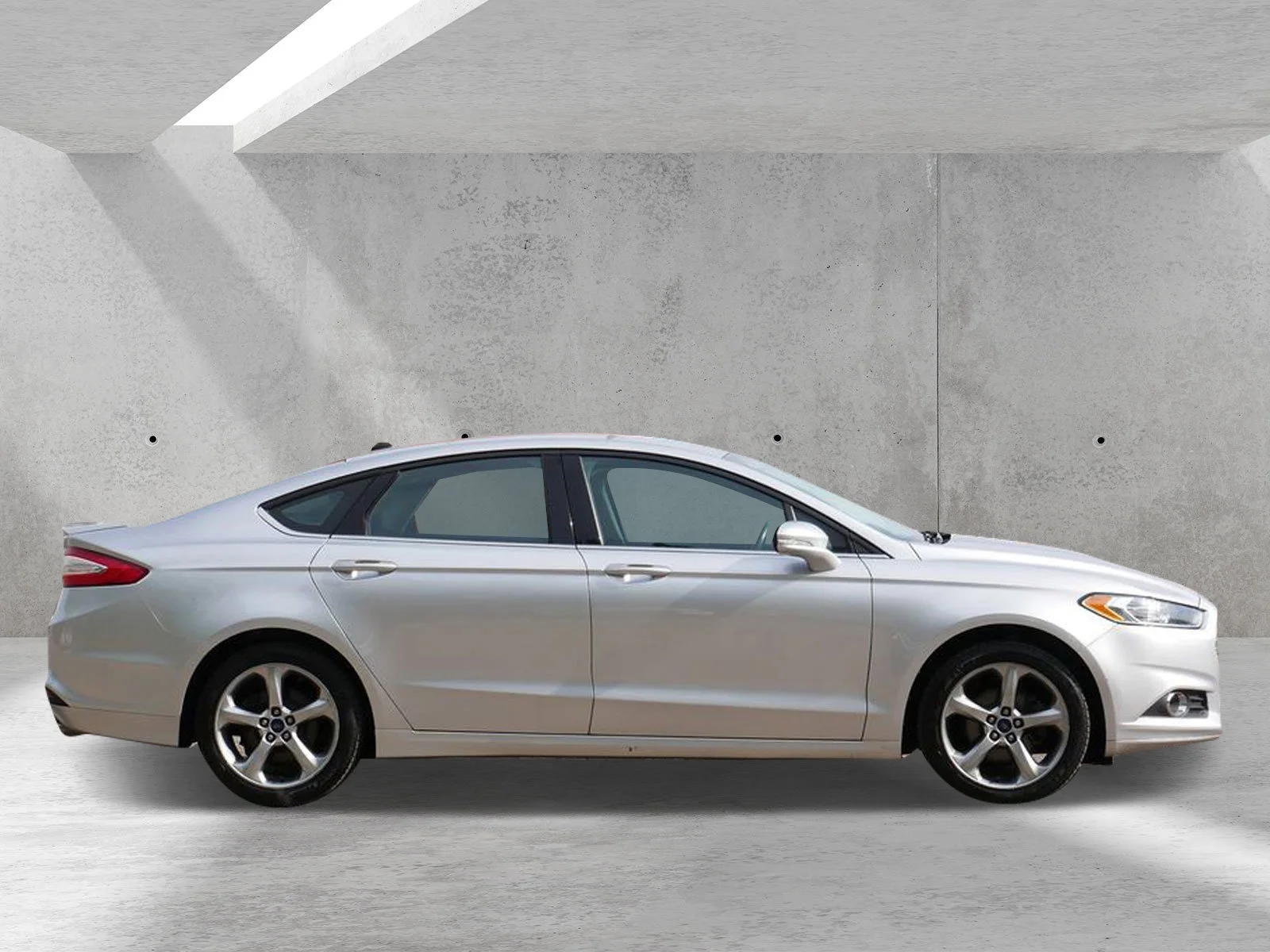Used 2014 Ford Fusion SE with VIN 3FA6P0HD8ER177051 for sale in White Bear Lake, MN