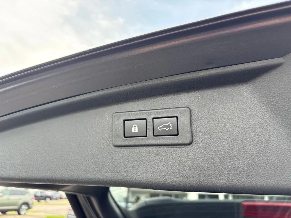 Used 2023 Magnetite Gray Metallic Subaru Limited image 29