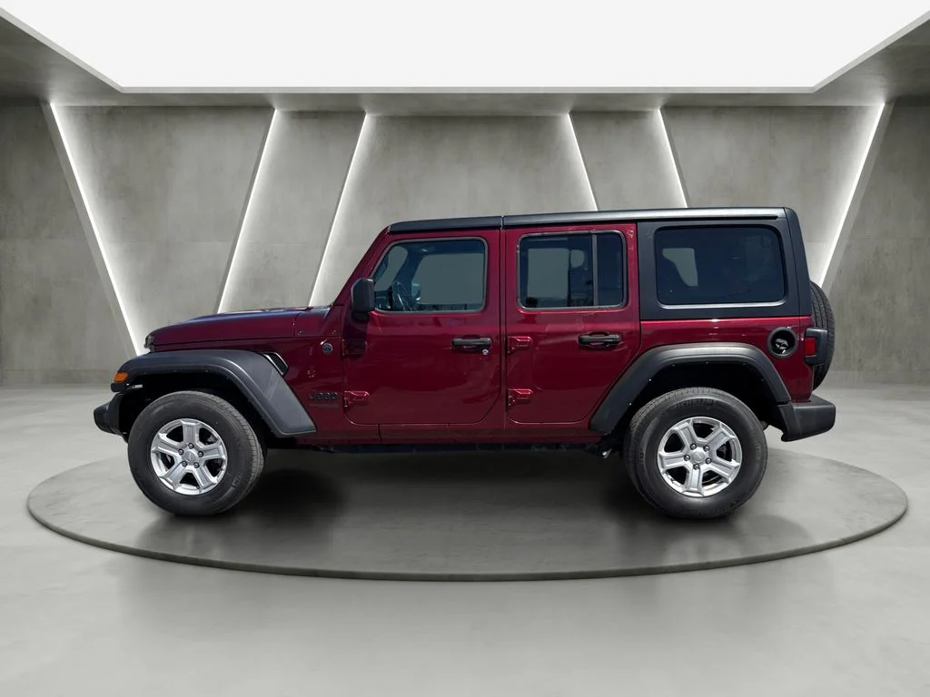 Used 2022 Red Jeep Unlimited Sport S image 4