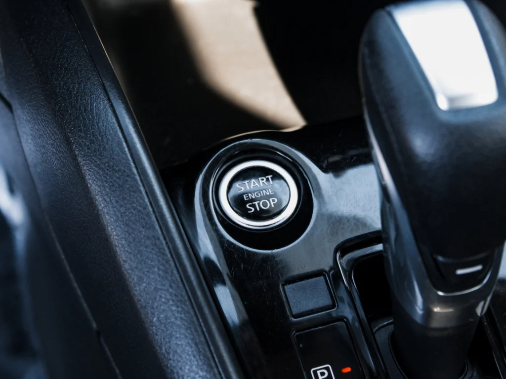 Used 2022 Electric Blue Metallic Nissan S image 19