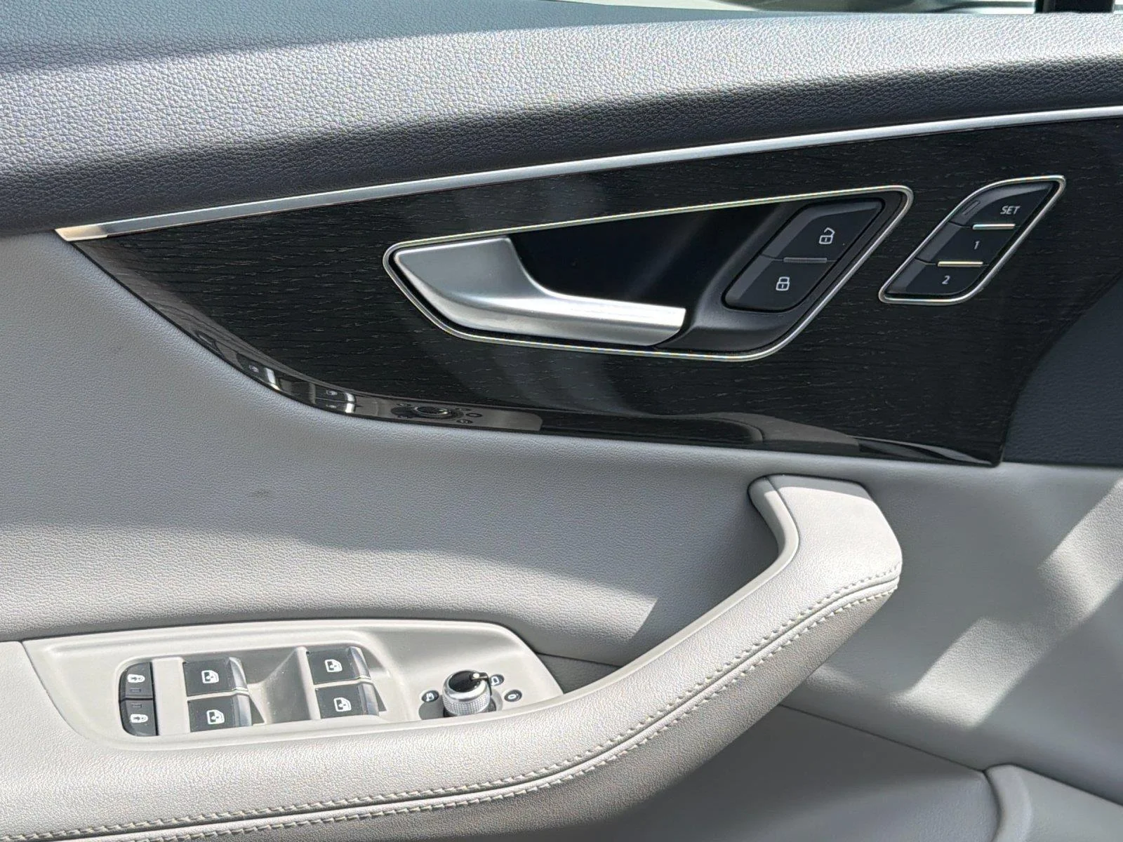 Used 2024  Audi Premium Plus image 13