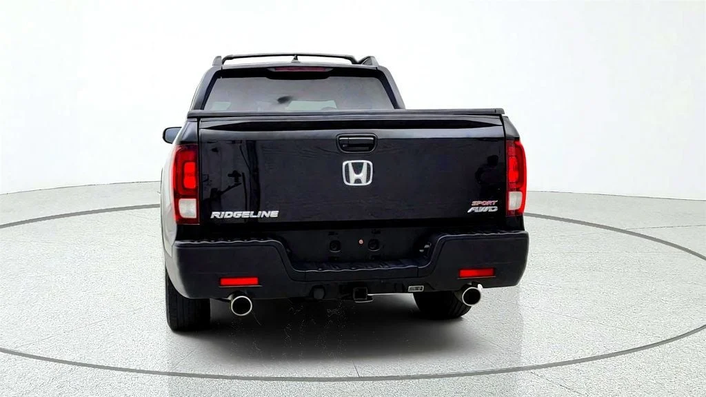 Used 2021 Crystal Black Pearl Honda Sport AWD w/ Tonneau Cover image 6