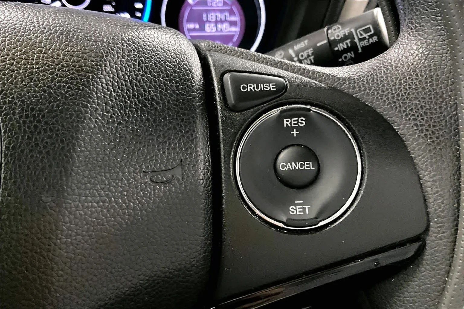 Used 2017 Lunar Silver Metallic Honda LX image 24