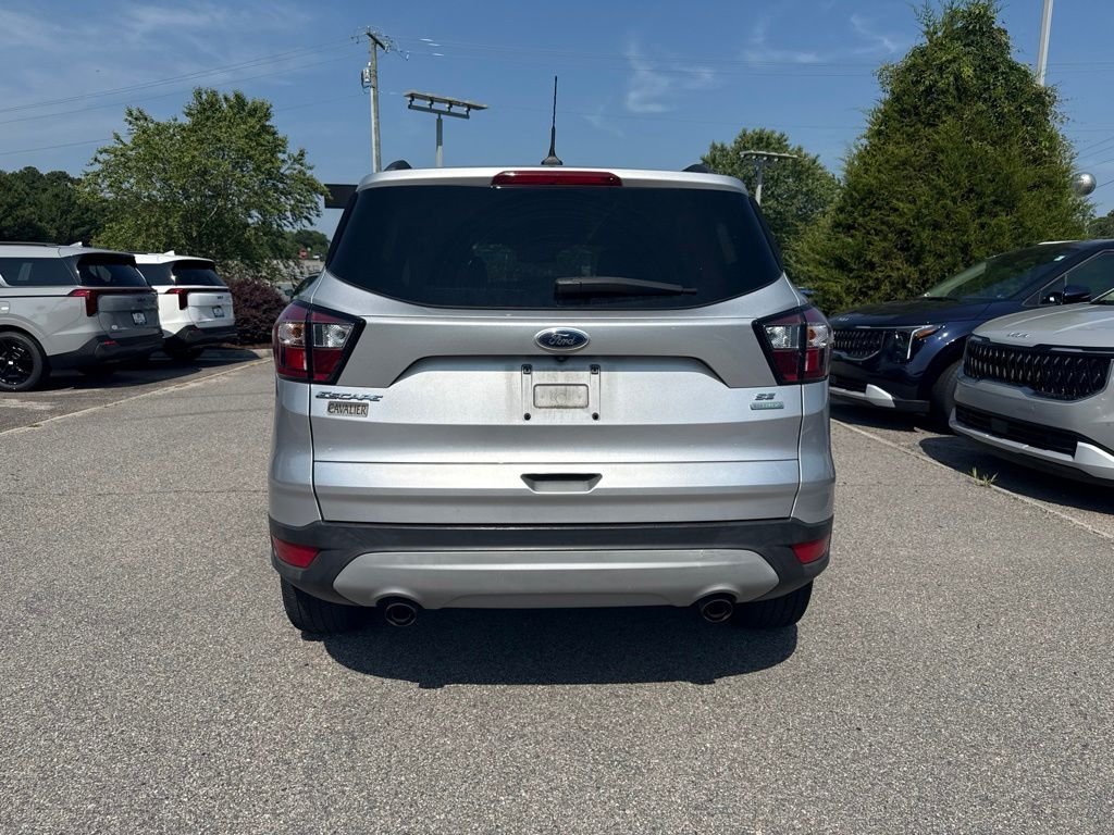 Used 2018 Silver Ford SE image 4