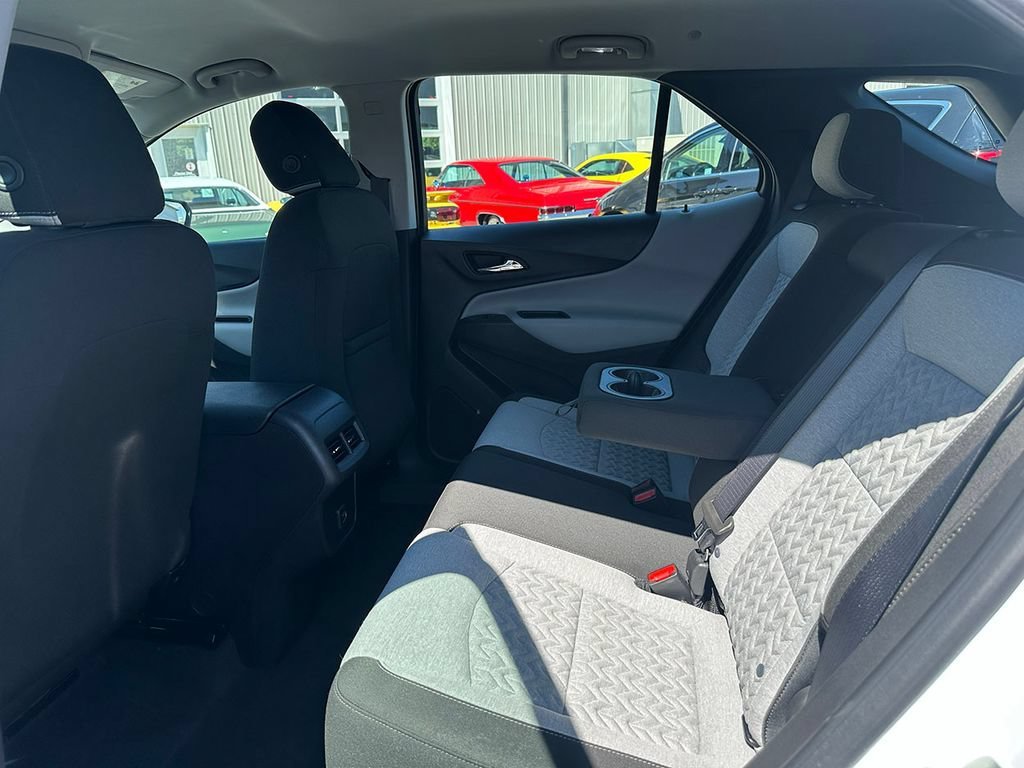 Used 2023 SUMMIT WHITE Chevrolet LS image 20