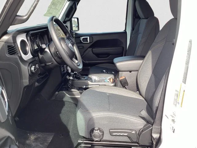 New 2026 Bright White Clearcoat Jeep SPORT 4X4 image 10