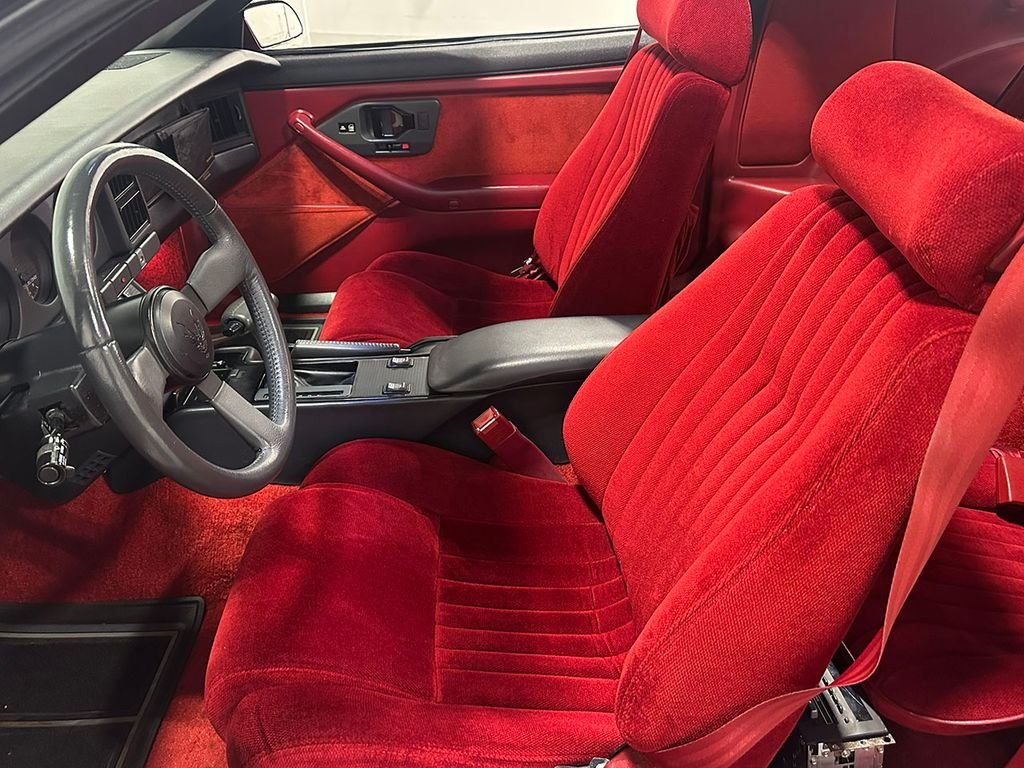 Used 1987 Red Pontiac  image 66