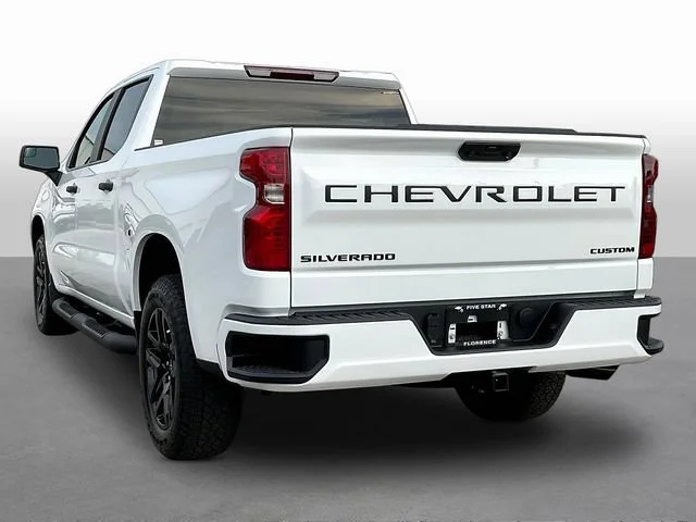 New 2026 Summit White Chevrolet Custom image 3