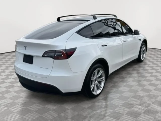 Used 2020 White Tesla Long Range image 5
