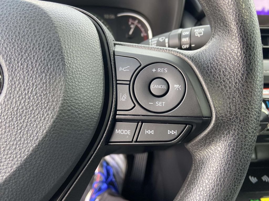 Used 2025 Red Toyota XLE image 33