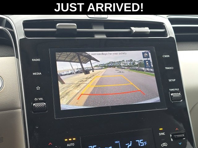 Used 2023 Silver Hyundai SEL image 22