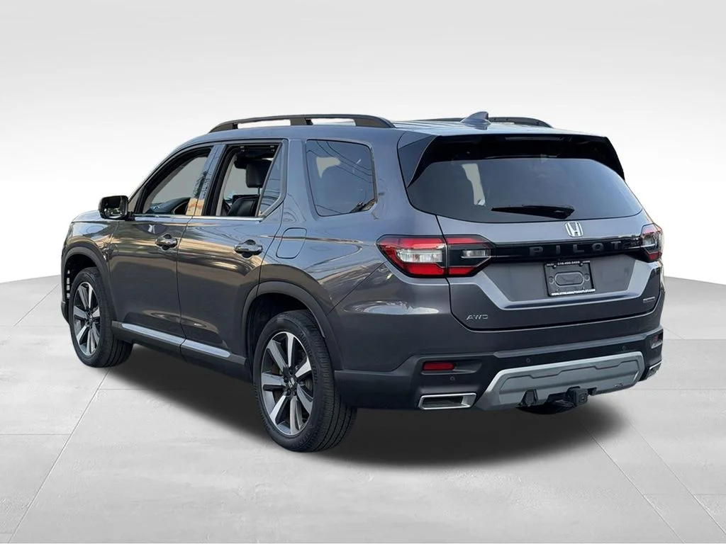 Used 2023 Gray Honda Touring image 5
