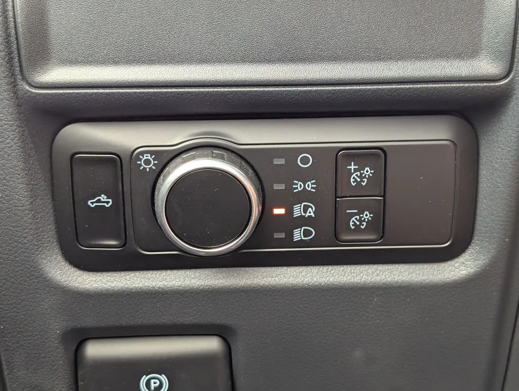 Used 2024 White Ford XL image 31