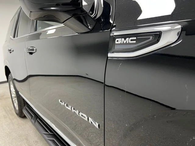 2024 GMC Yukon SLT - Photo 13
