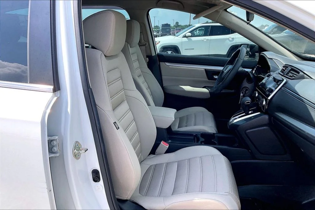 Used 2018  Honda LX image 29