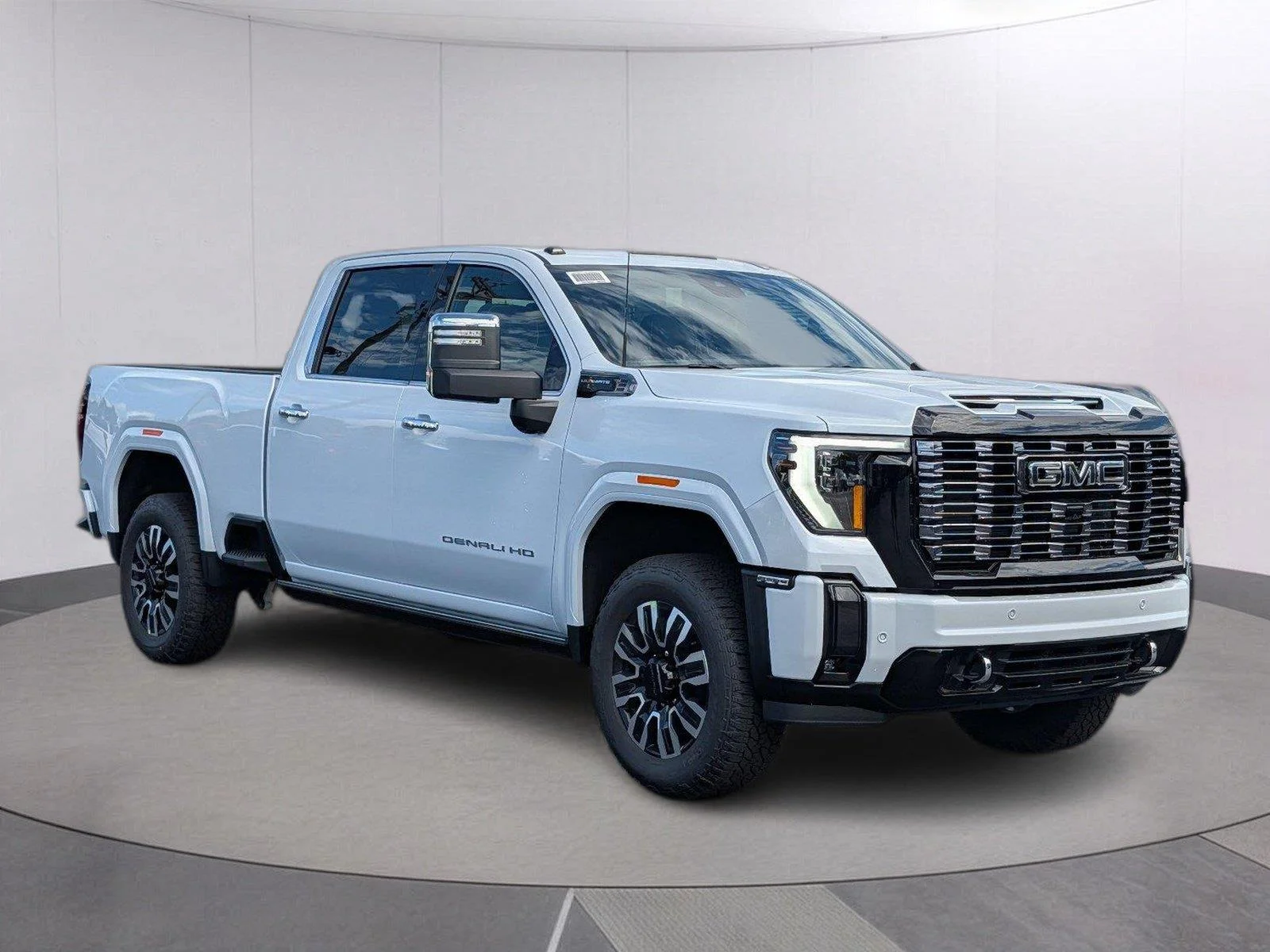 New 2026 Glacier White Tricoat GMC Denali Ultimate image 6