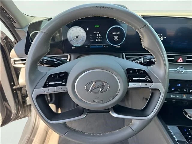 Used 2023 Gray Hyundai SEL image 23
