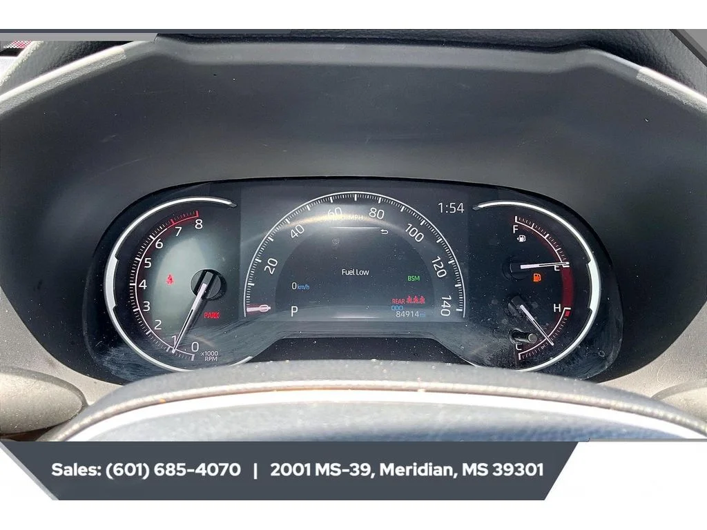 Used 2024 Magnetic Gray Metallic Toyota XLE Premium image 14