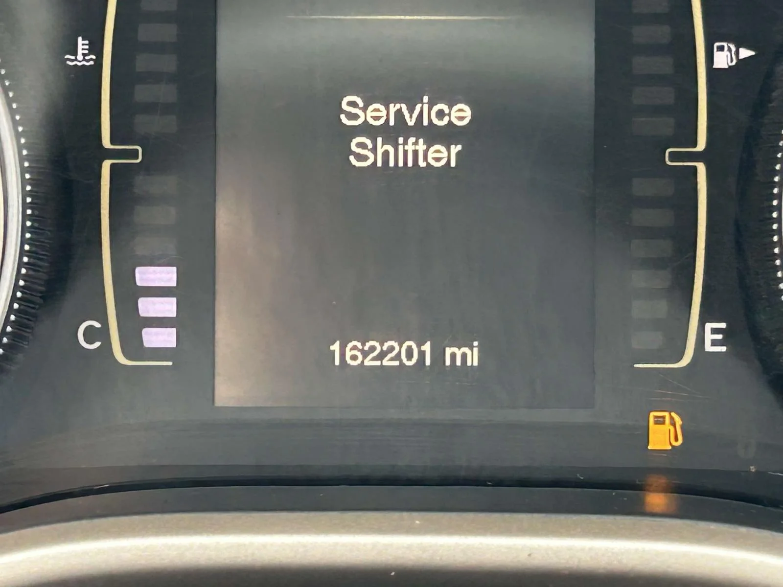 Used 2017 Gray Jeep Latitude FWD image 20