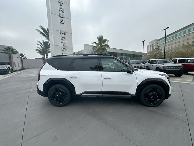 New 2026 Glacial White Pearl / Black Ro Kia GT-Line AWD image 8