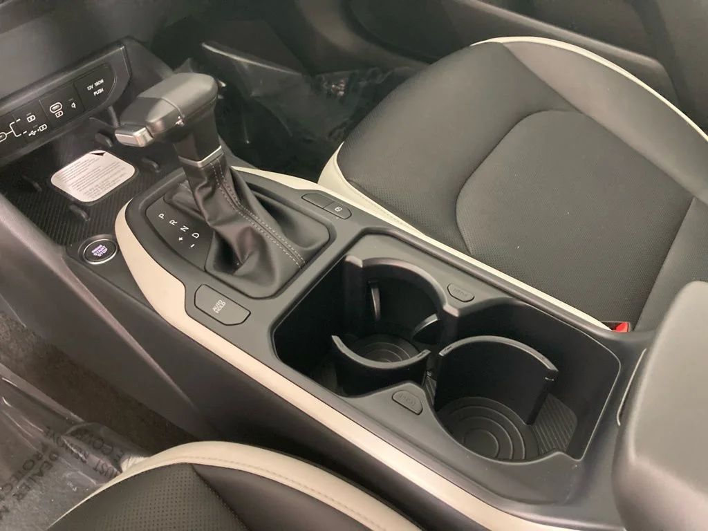 2026 Kia K4 GT-Line Turbo - Photo 8