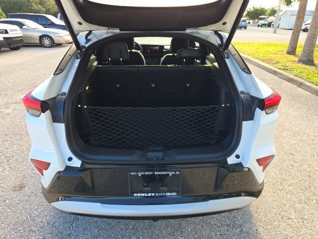 Used 2025 Summit White Buick Sport Touring image 9