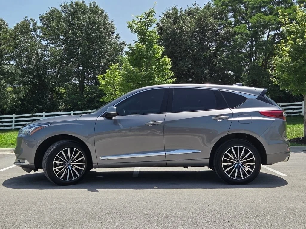 Used 2025 Liquid Carbon Metallic Acura w/Advance Package image 28