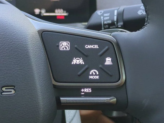 New 2026 Cloudburst Gray Lexus ES 350h PREMIUM image 24