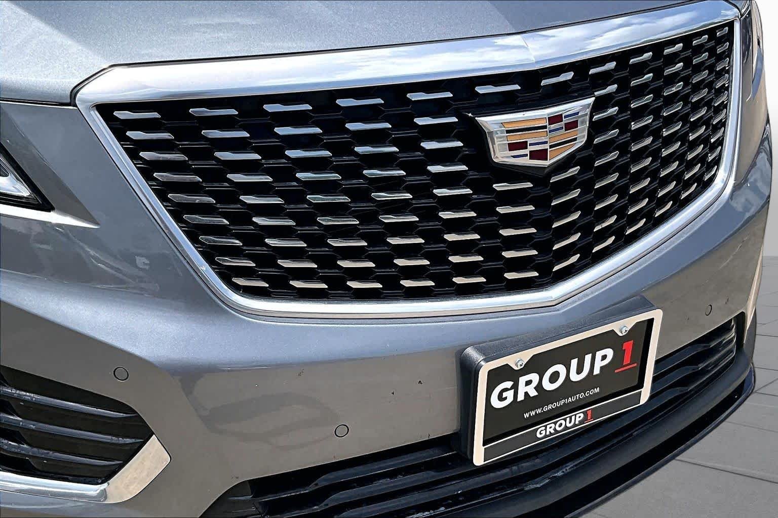 Used 2021 Satin Steel Metallic Cadillac FWD Luxury image 29