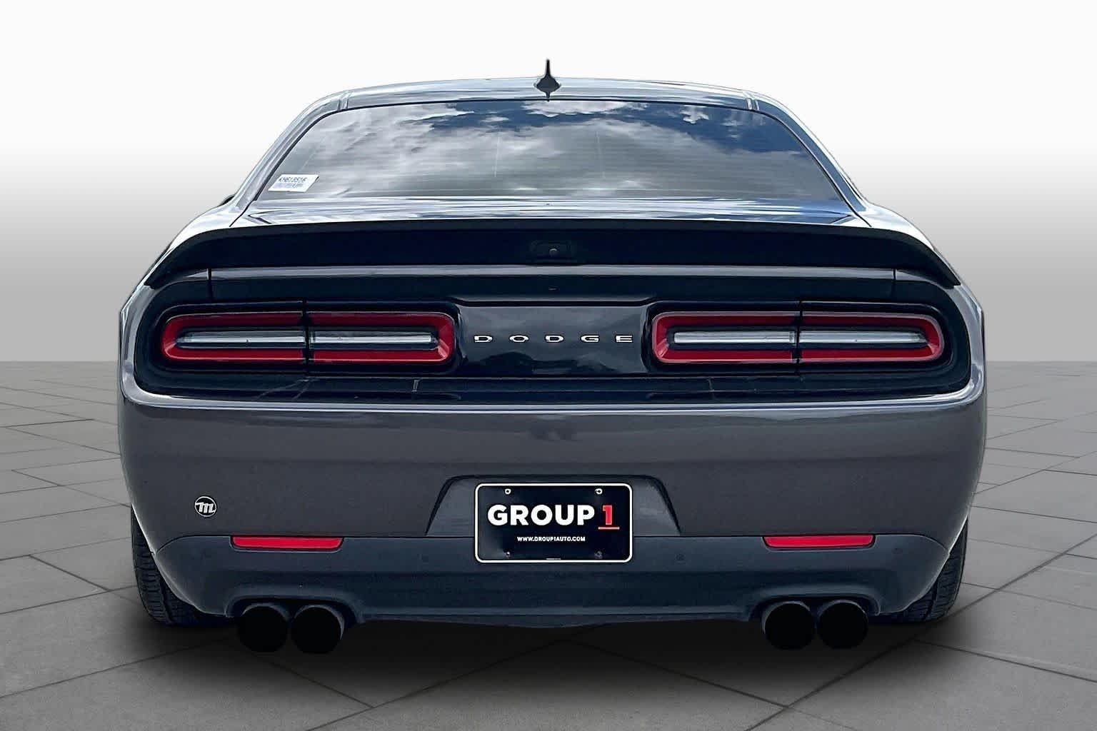 Used 2019 Granite Pearlcoat Dodge R/T Scat Pack image 5