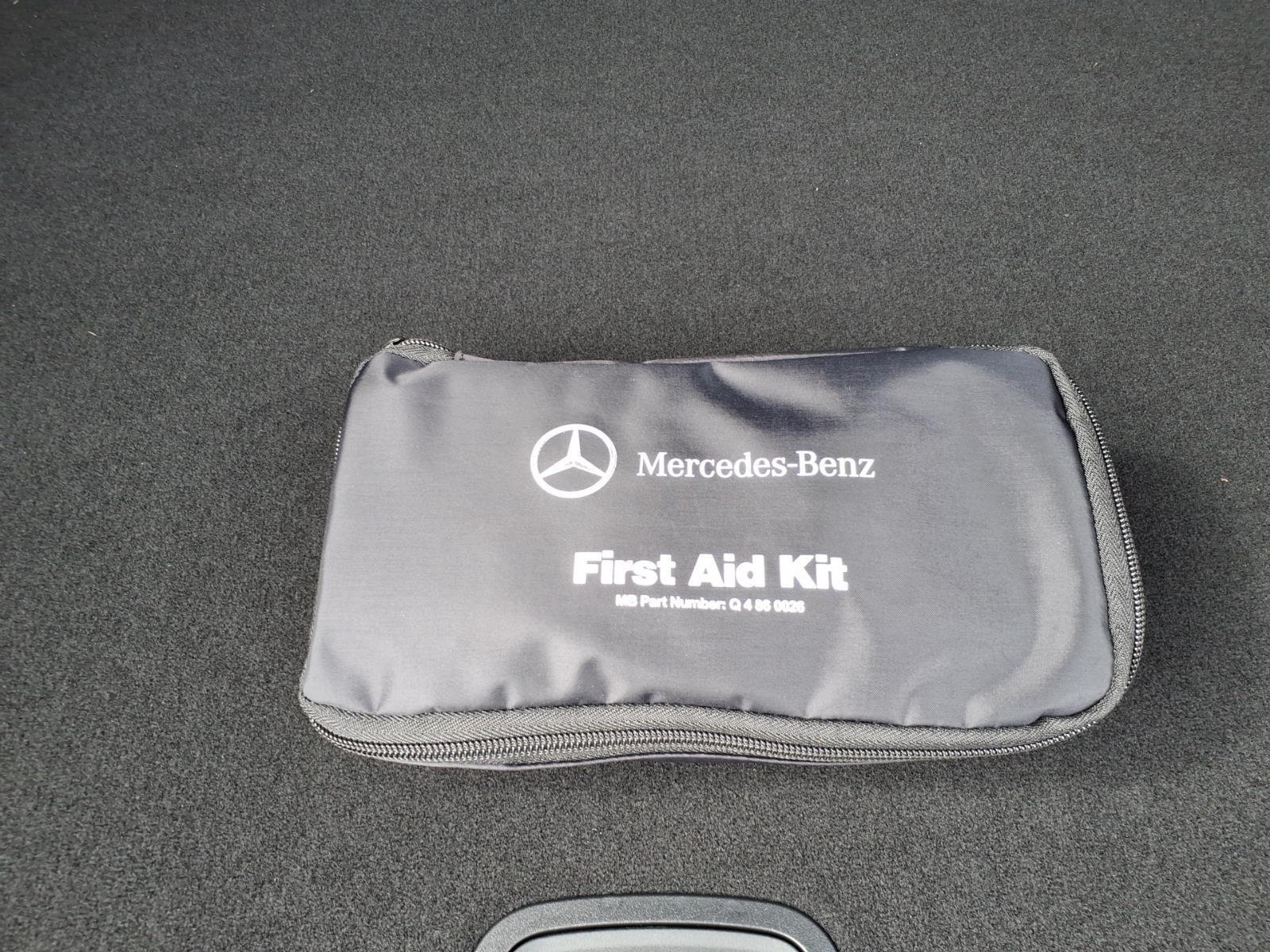 Used 2026 Night Black Mercedes-Benz GLA 250 image 31