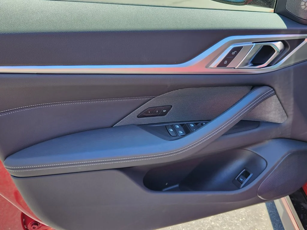 New 2026 Vegas Red Metallic BMW xDrive40 image 8