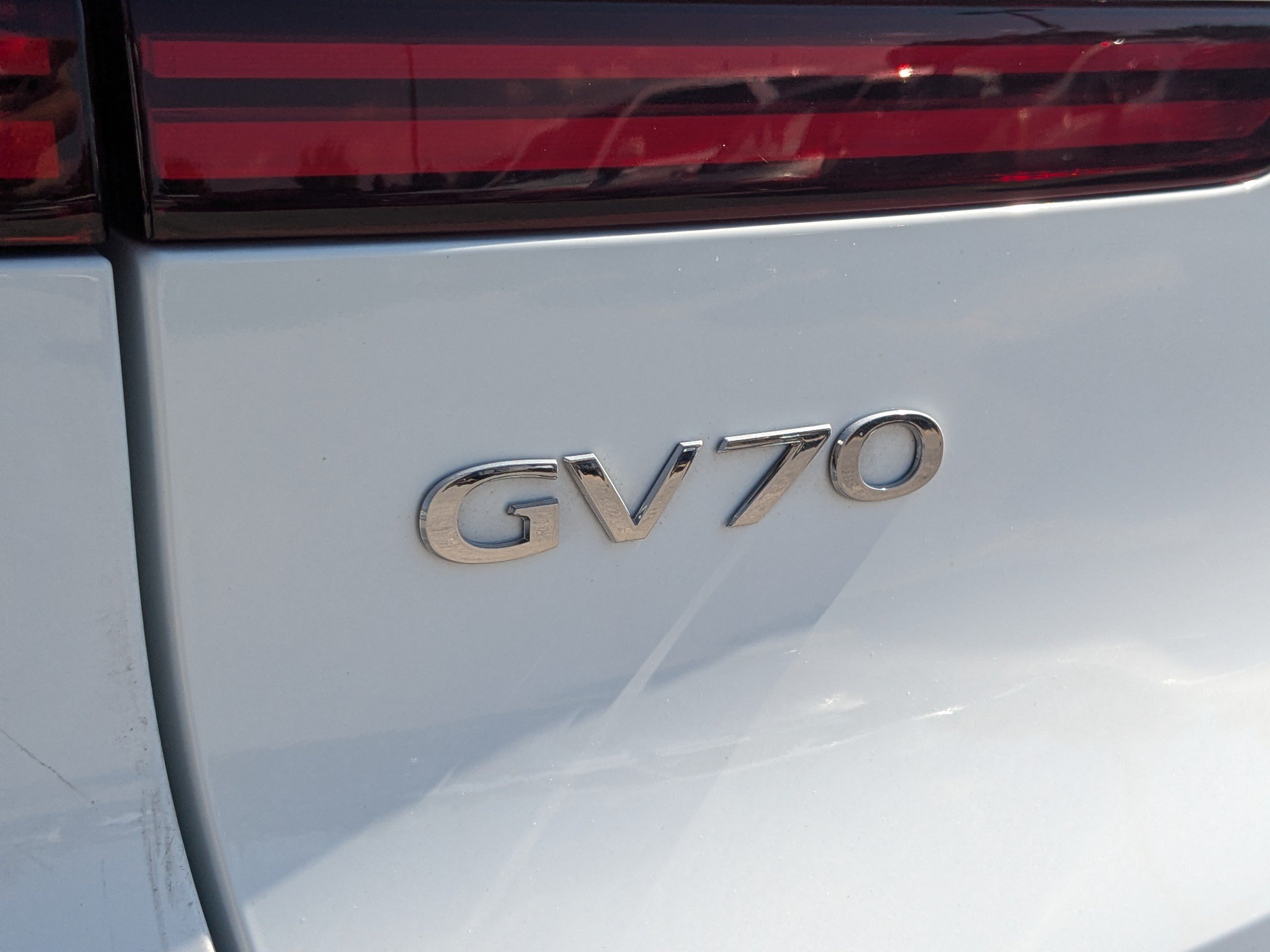 2026 GENESIS GV70 Standard - Photo 36