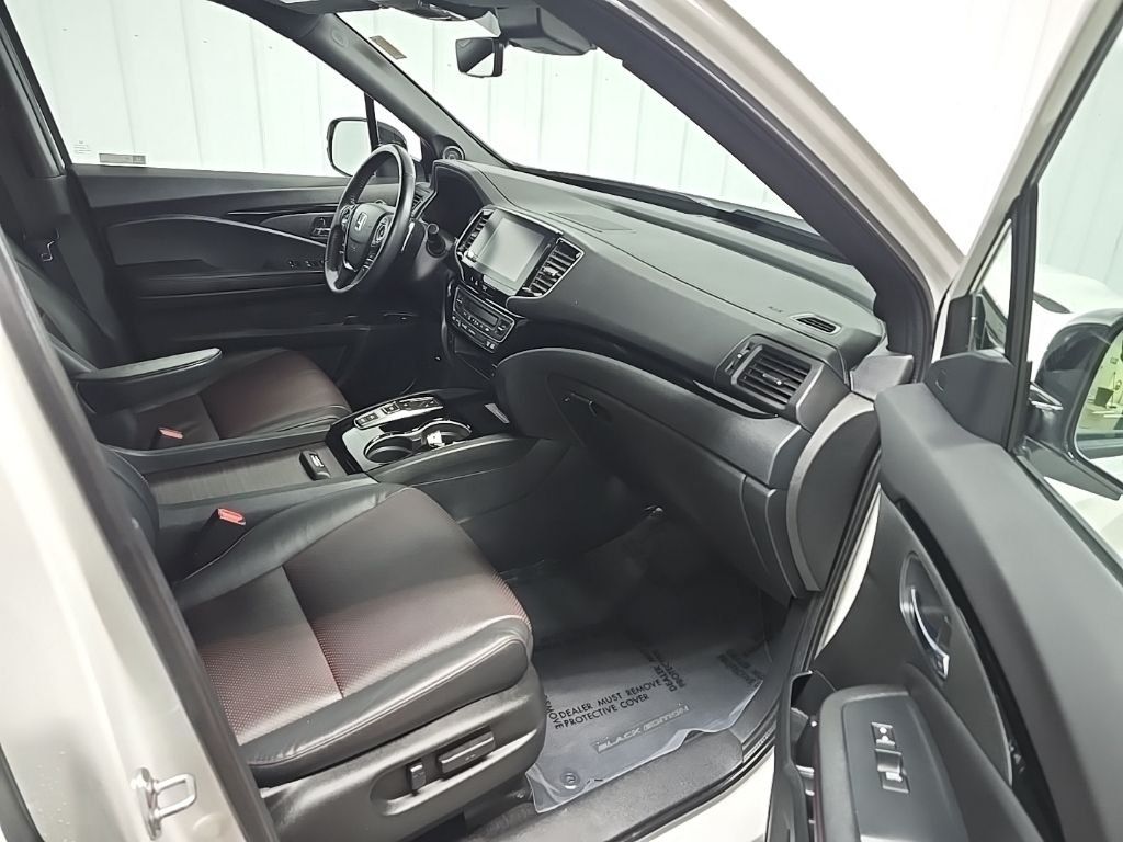 Used 2023 White Honda Black Edition image 18