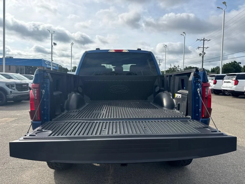 Used 2025 White Ford XLT image 26