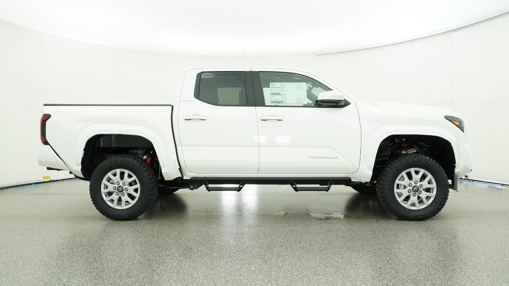 New 2026 Ice Cap Toyota SR5 image 19