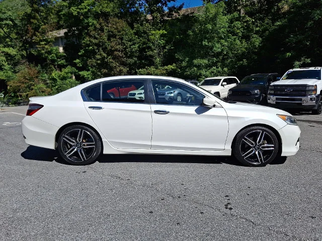 Used 2017 White Honda Sport image 9