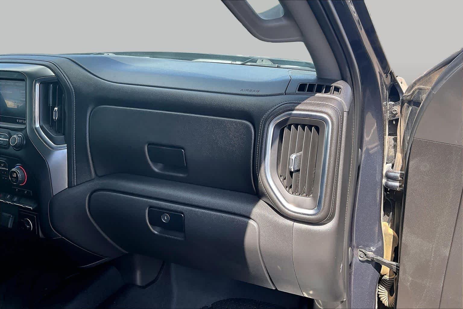 Used 2019 Shadow Gray Metallic Chevrolet LT Trail Boss image 17