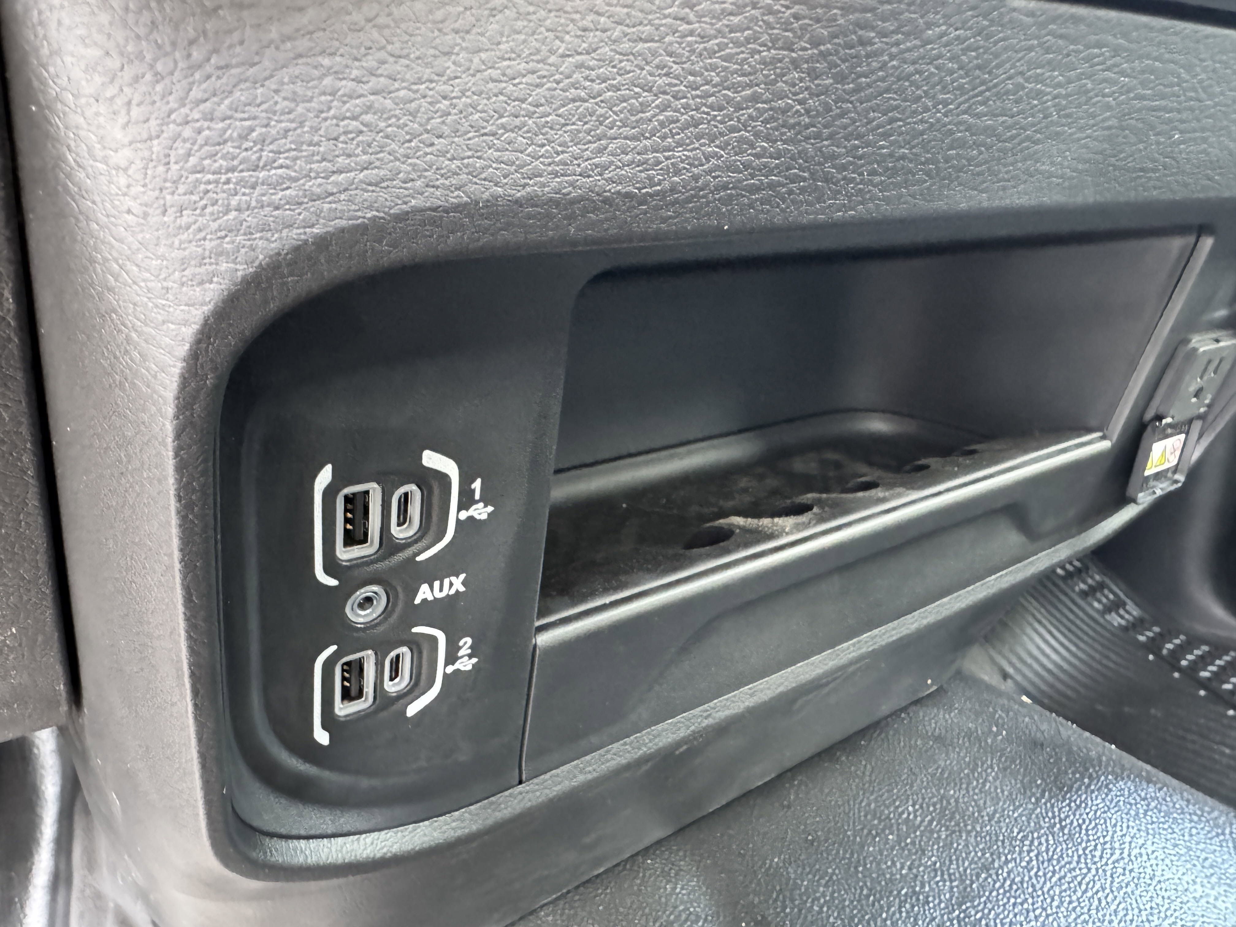 2024 RAM 2500 Tradesman - Photo 29